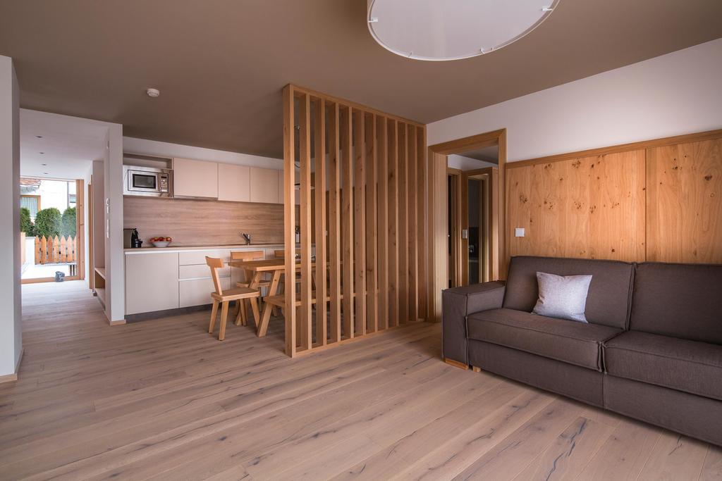 Moelgg Dolomites Residence St. Vigil Zimmer foto
