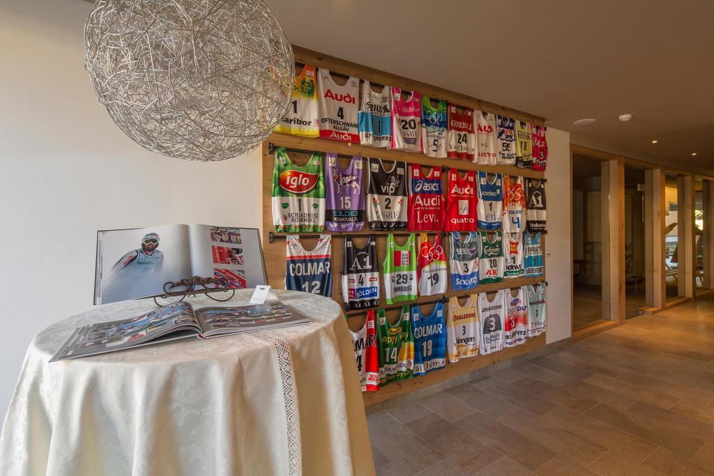 Moelgg Dolomites Residence St. Vigil Zimmer foto